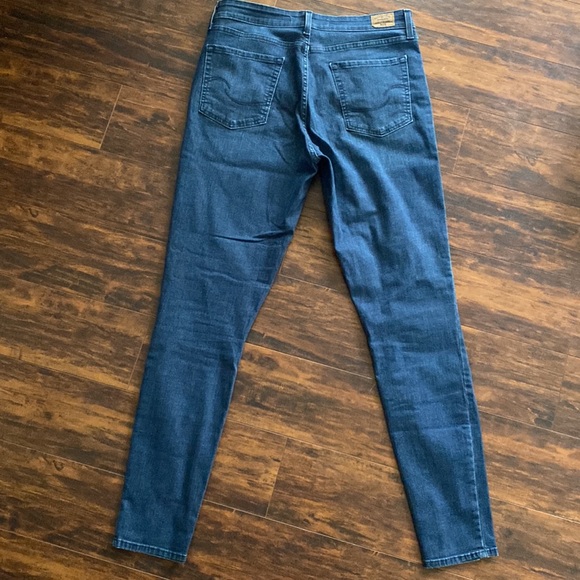 Levi’s Signature Totally Shaping Skinny Jeans - Picture 6 of 7